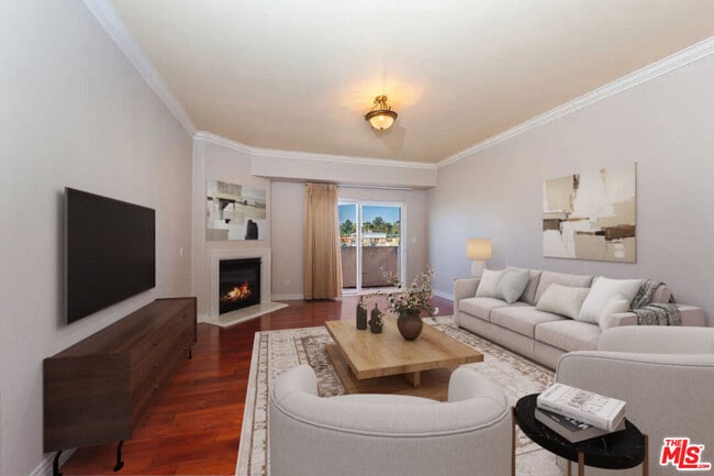 Building Photo - 11547 Rochester Ave