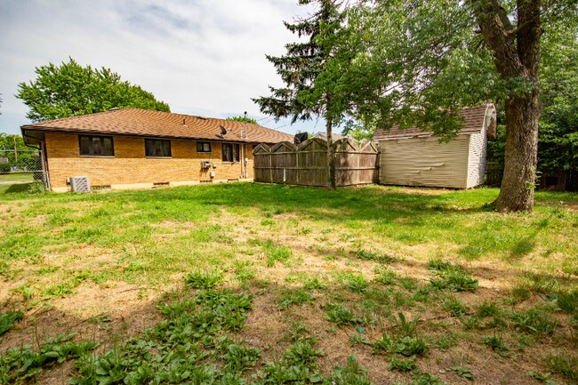 Building Photo - 1575 Northdale Rd