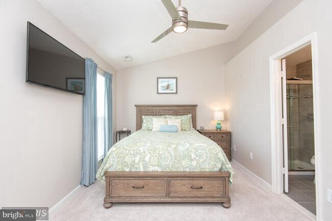 Building Photo - 3070 Madden Ct