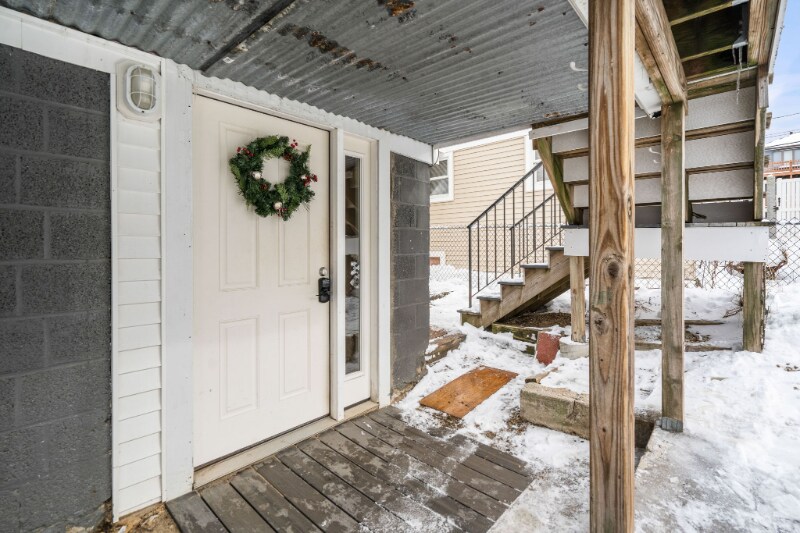 Building Photo - 14 Fowler St