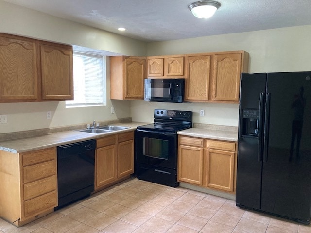 Building Photo - 211 Saratoga Cir