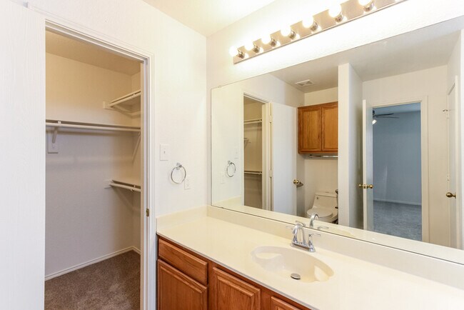 Building Photo - 101 Kennedy Dr