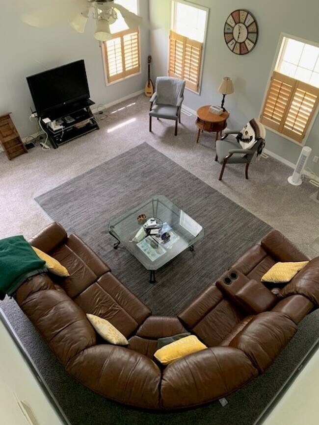 Building Photo - Furnished 4 Bedroom 3 Bath House in Kimberling City, MO with 2 car garage-Seasonal Lake View