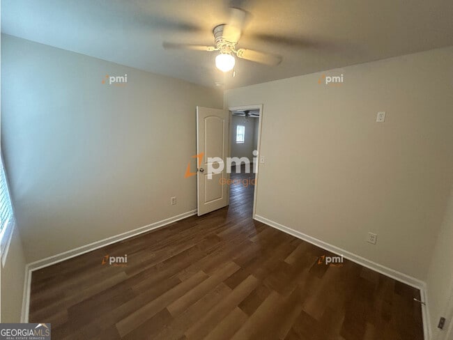 Building Photo - 156 Sourwood Ln