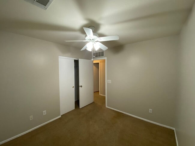 Building Photo - Charming 3 Bed w/Den in Northwest Peoria