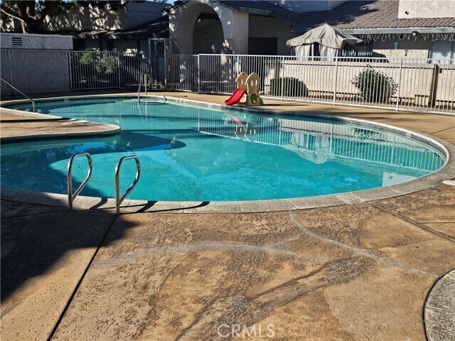 Building Photo - 7001 Church St