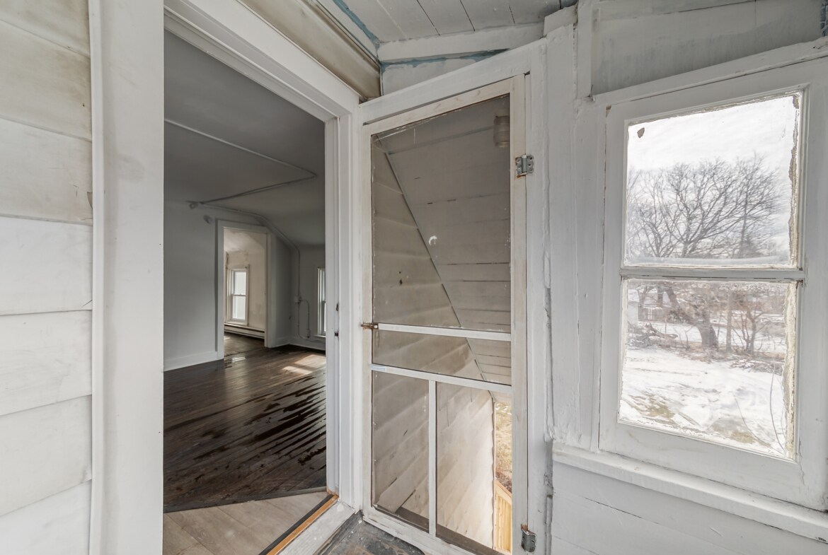 Building Photo - 1610 S Cedar St