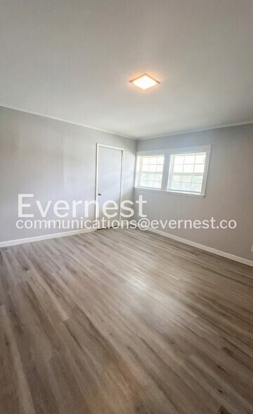 Building Photo - 4806 Gum Springs Rd