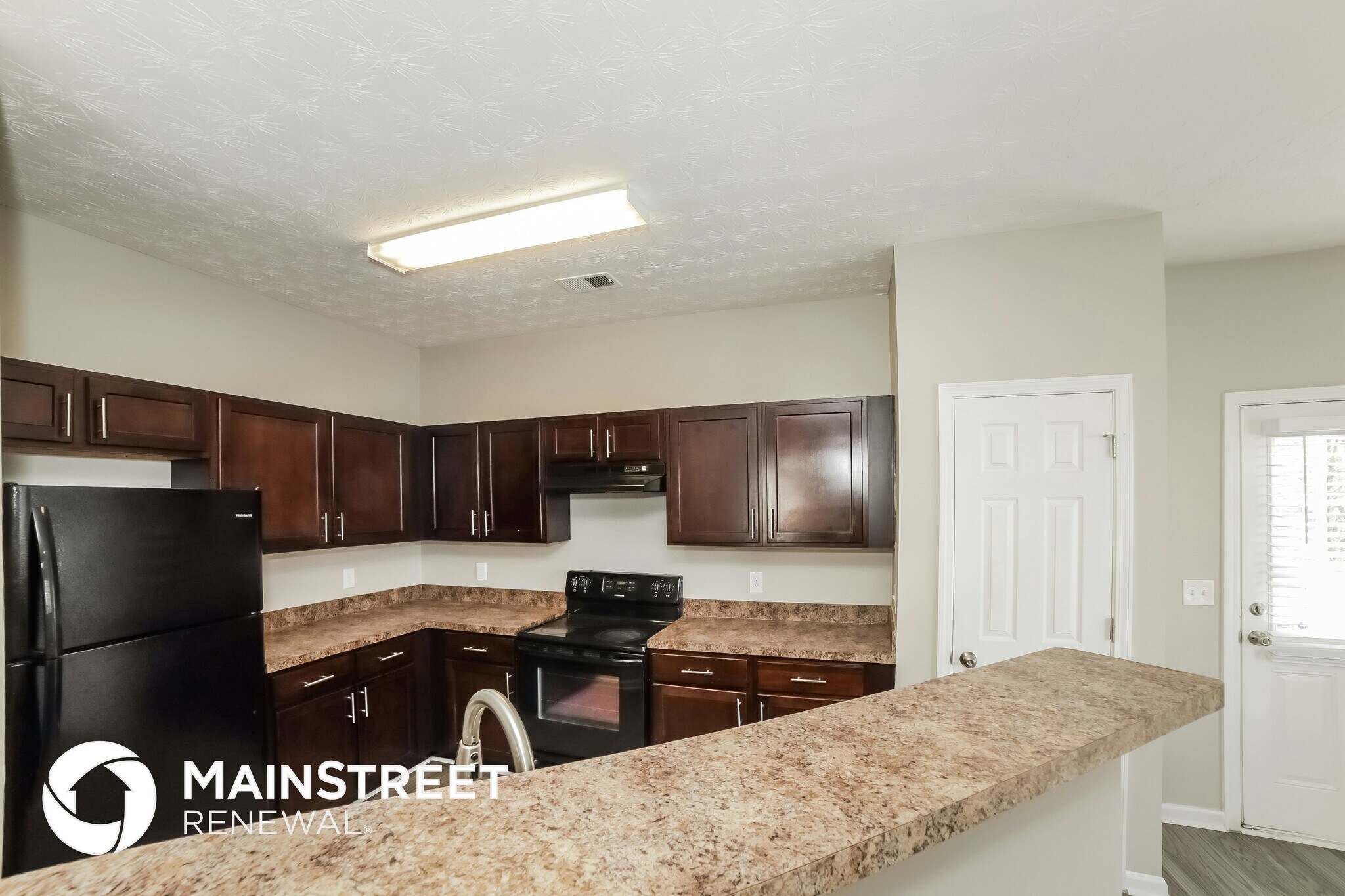 Building Photo - 4056 Robin Cir