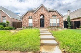 Building Photo - 3104 Glen Canyon Dr