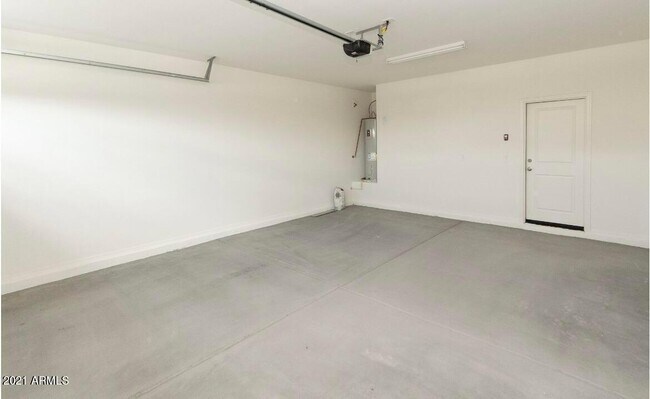 Building Photo - 7259 N 125th Dr