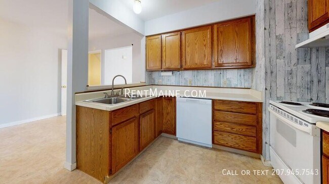 Building Photo - 53 Valley View Ln