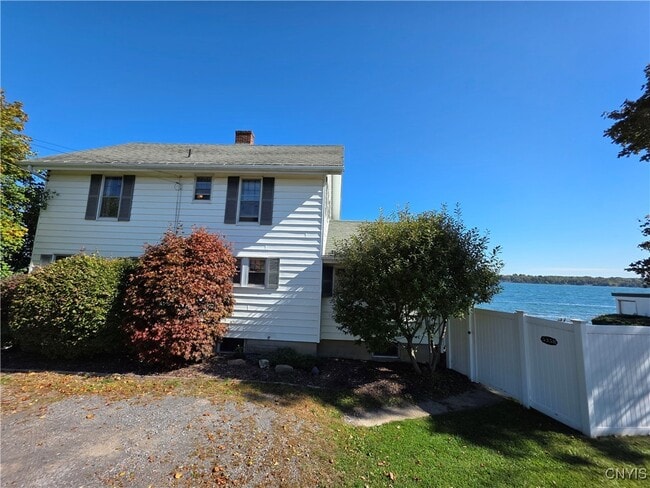 Building Photo - 5358 W Lake Rd