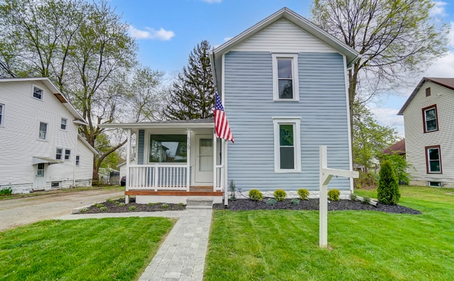 Building Photo - 3BR/2BA Home in Bellefontaine - Completely...