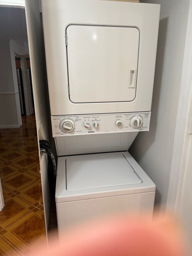 Building Photo - 290 174 Street, Unit 417, Sunny Isles Beach