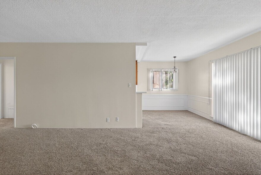 Building Photo - 3888 Potomac Ave