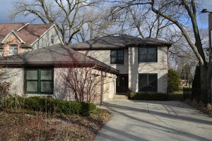 Building Photo - 223 Woodstock Ave