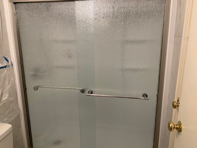 Building Photo - 11201 Lynbrook Dr