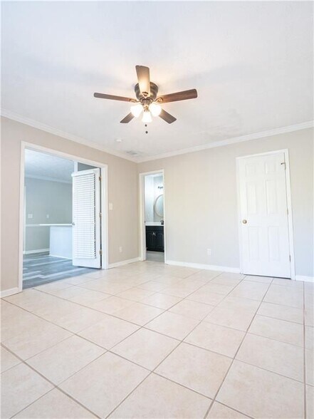 Building Photo - 1195 Minhinette Dr