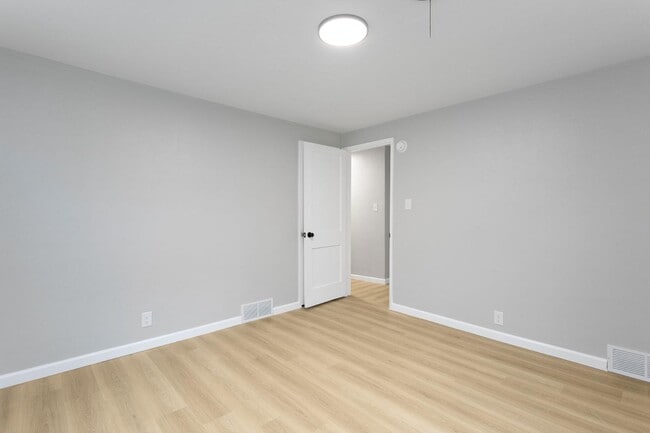 Building Photo - 1129 Beale St
