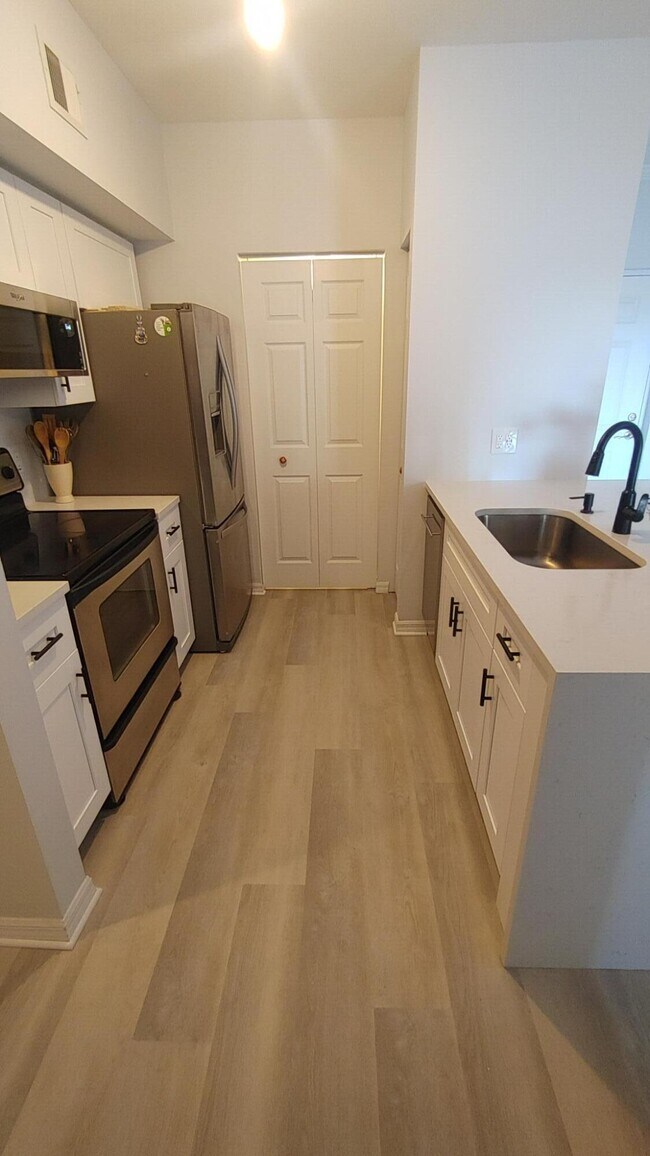 Building Photo - 1309 Tuscany Way