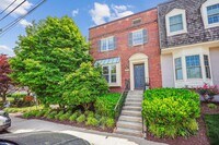 Building Photo - 6705 Hillandale Rd
