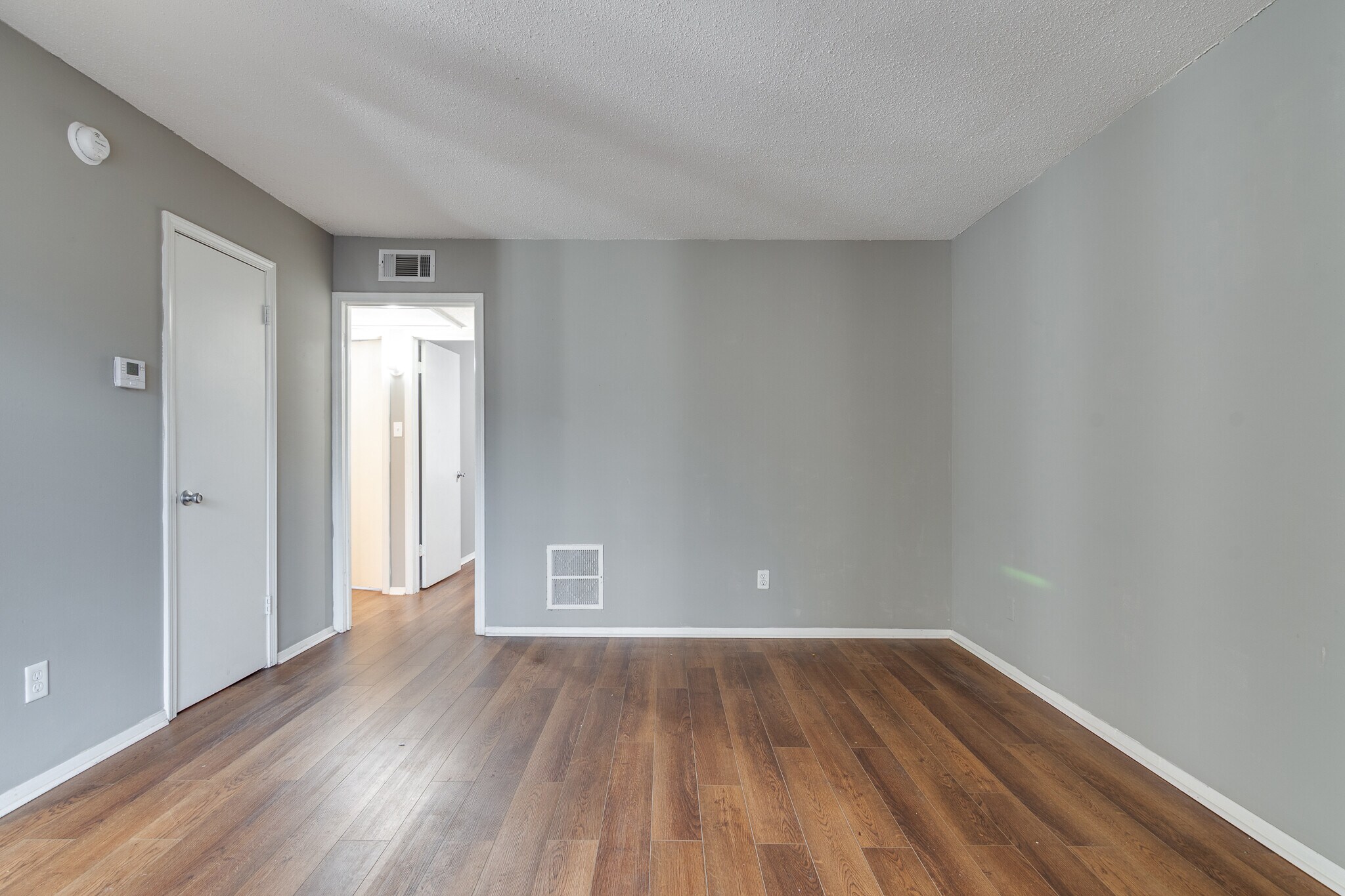 Building Photo - 3646 Spottswood Ave