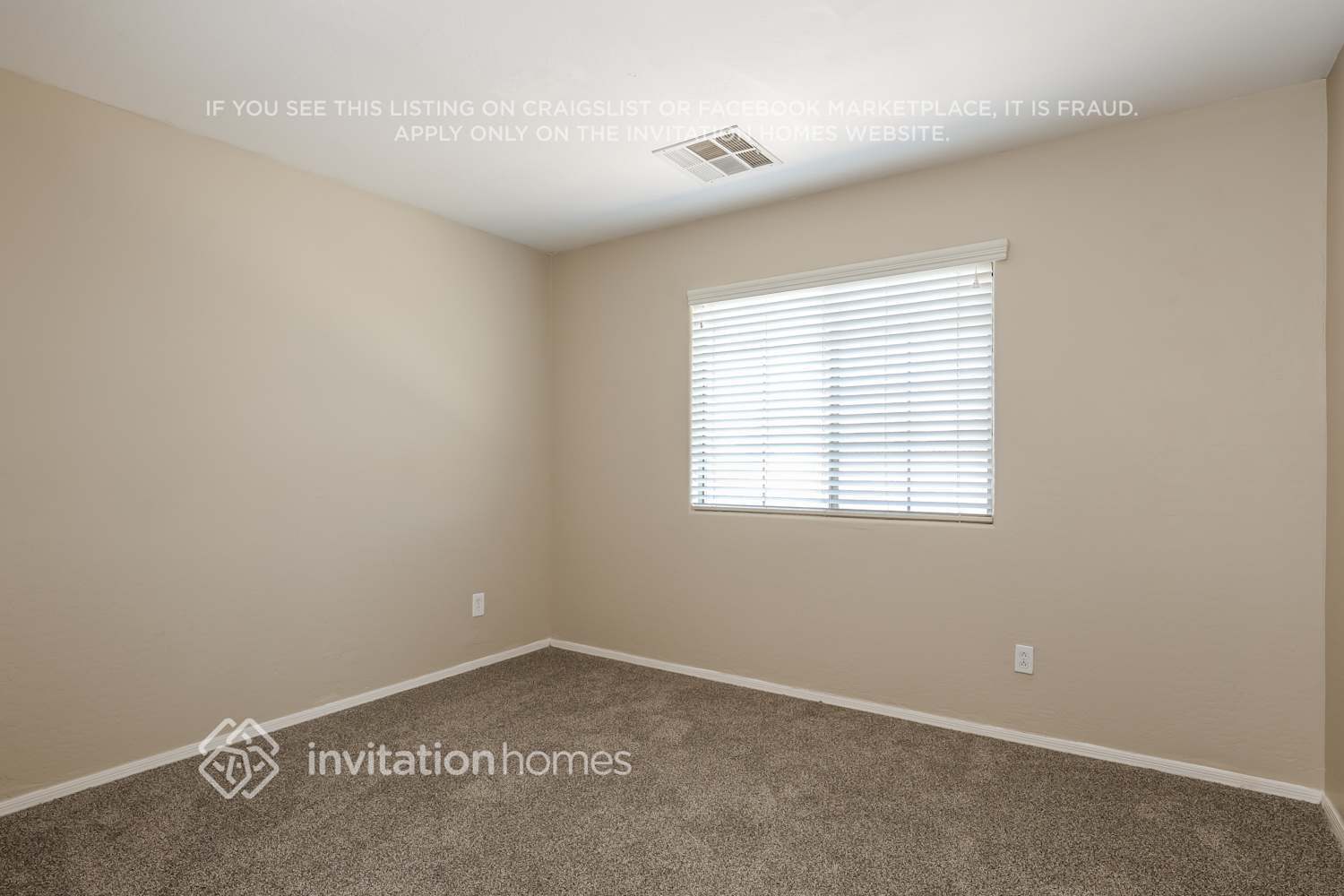 Building Photo - 44119 W Snow Dr