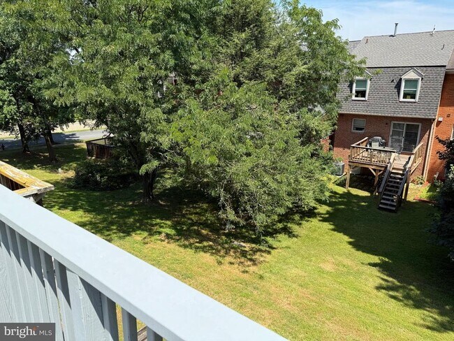 Building Photo - 111 Ridge Ct