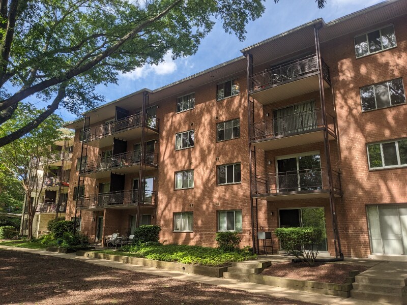 Building Photo - 10228 Rockville Pike