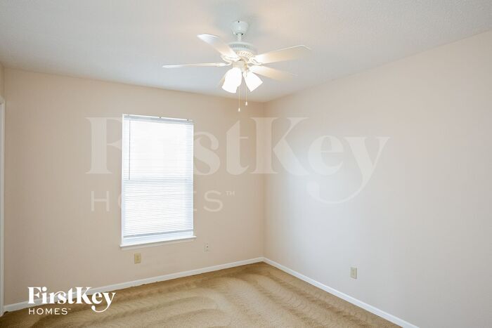 Building Photo - 12954 Old Glory Dr