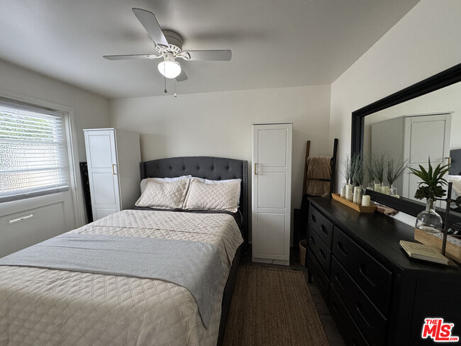 Building Photo - 11617 Washington Pl