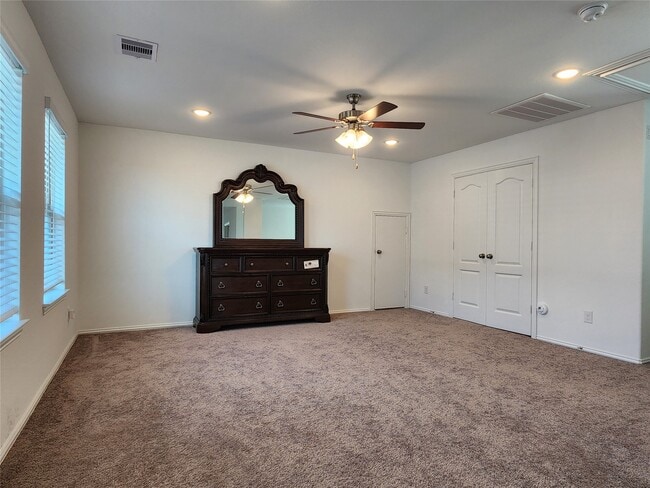 Building Photo - 31322 Whitfield Ct