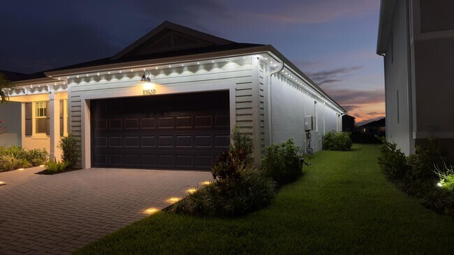Building Photo - 10525 SW Orana Dr