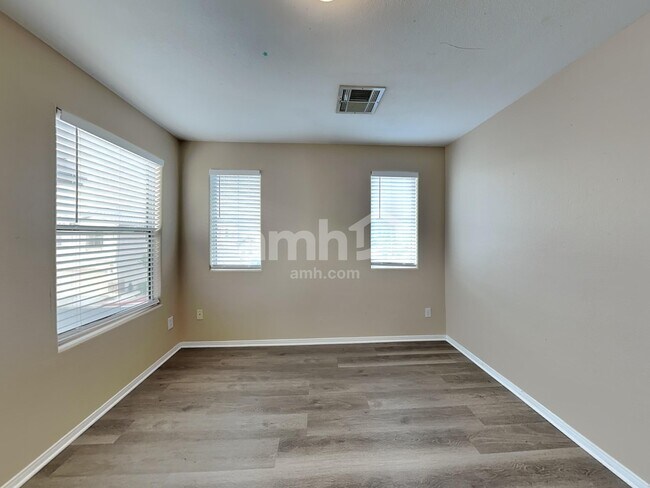 Building Photo - 8440 Walker Gardens Pl