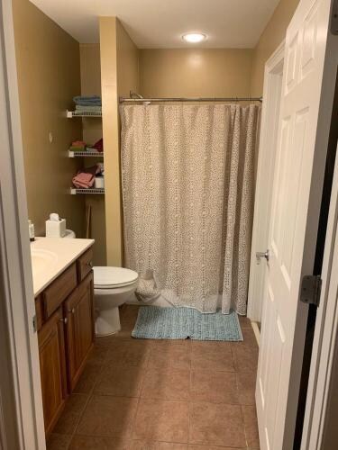 Building Photo - 1520 Main St