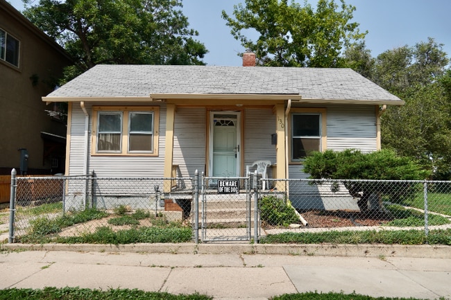Building Photo - 130 N Corona St