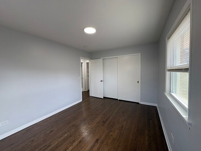 Building Photo - 311 Prairie Ave