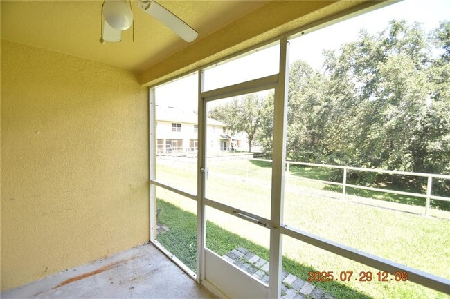 Building Photo - 37667 Aaralyn Rd