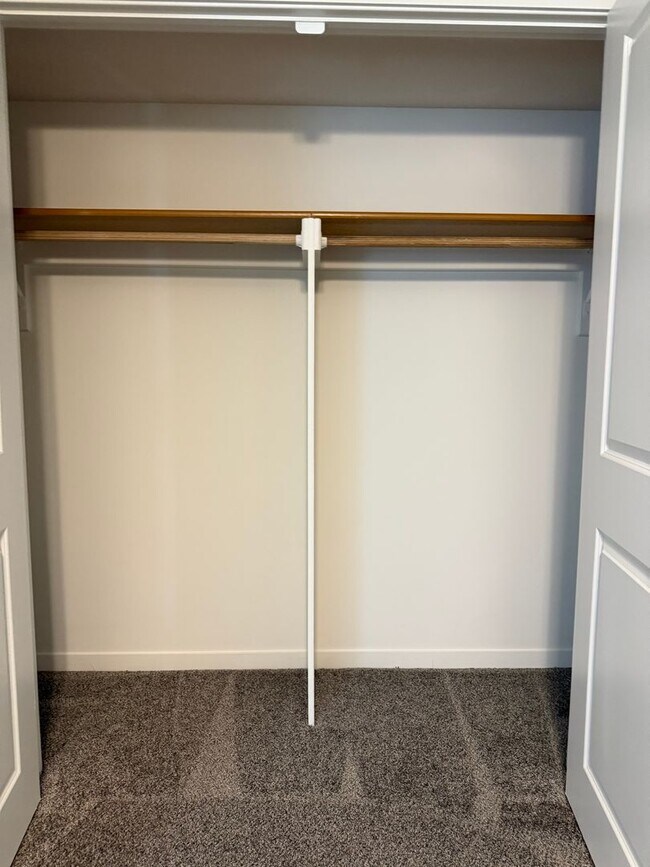 Building Photo - Brand New 3 bedroom/3 bathroom ranch townhome in Waverly