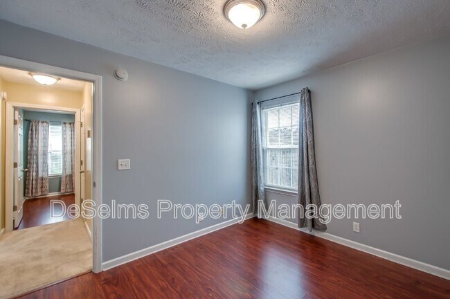 Building Photo - 3733 Shoteka Dr