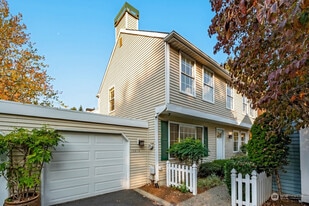 Building Photo - 10278 NE 129th Ln