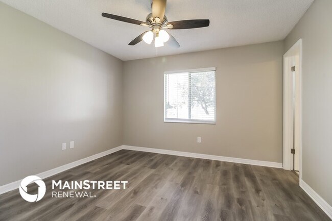 Building Photo - 810 Amidon St