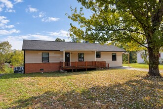 Building Photo - 118 Stone Dr