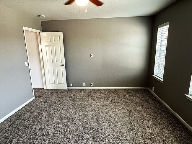 Building Photo - 4714 Glencastle Ct