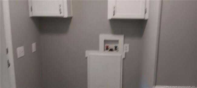 Building Photo - 4910 Charger Ct