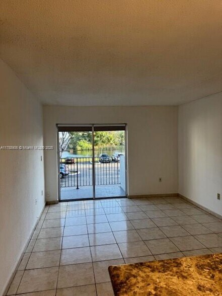 Building Photo - 1221 SW 122nd Ave
