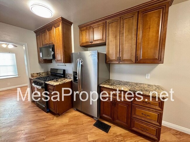 Building Photo - 8143 Grove Ave