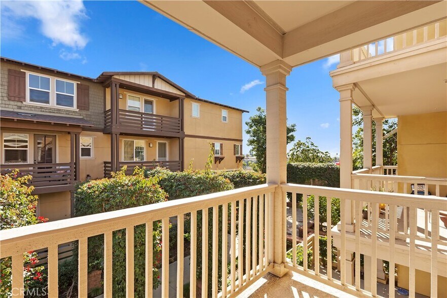 2nd level patio - 335 S Glendora Ave