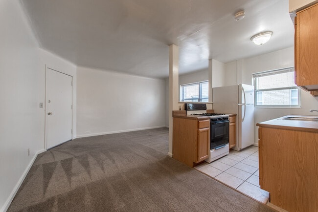 Building Photo - 2920-2928 Burnet Avenue